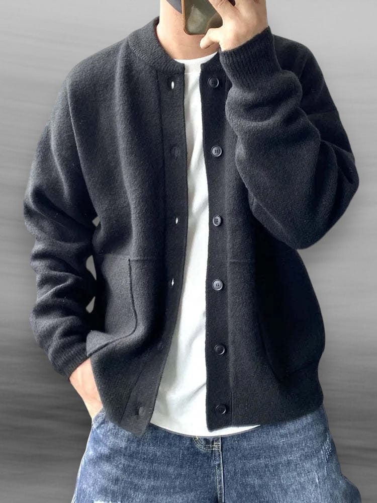 Cardigan Homme en Laine à Boutons et Coupe Ample – Douceur et Confort Quotidien