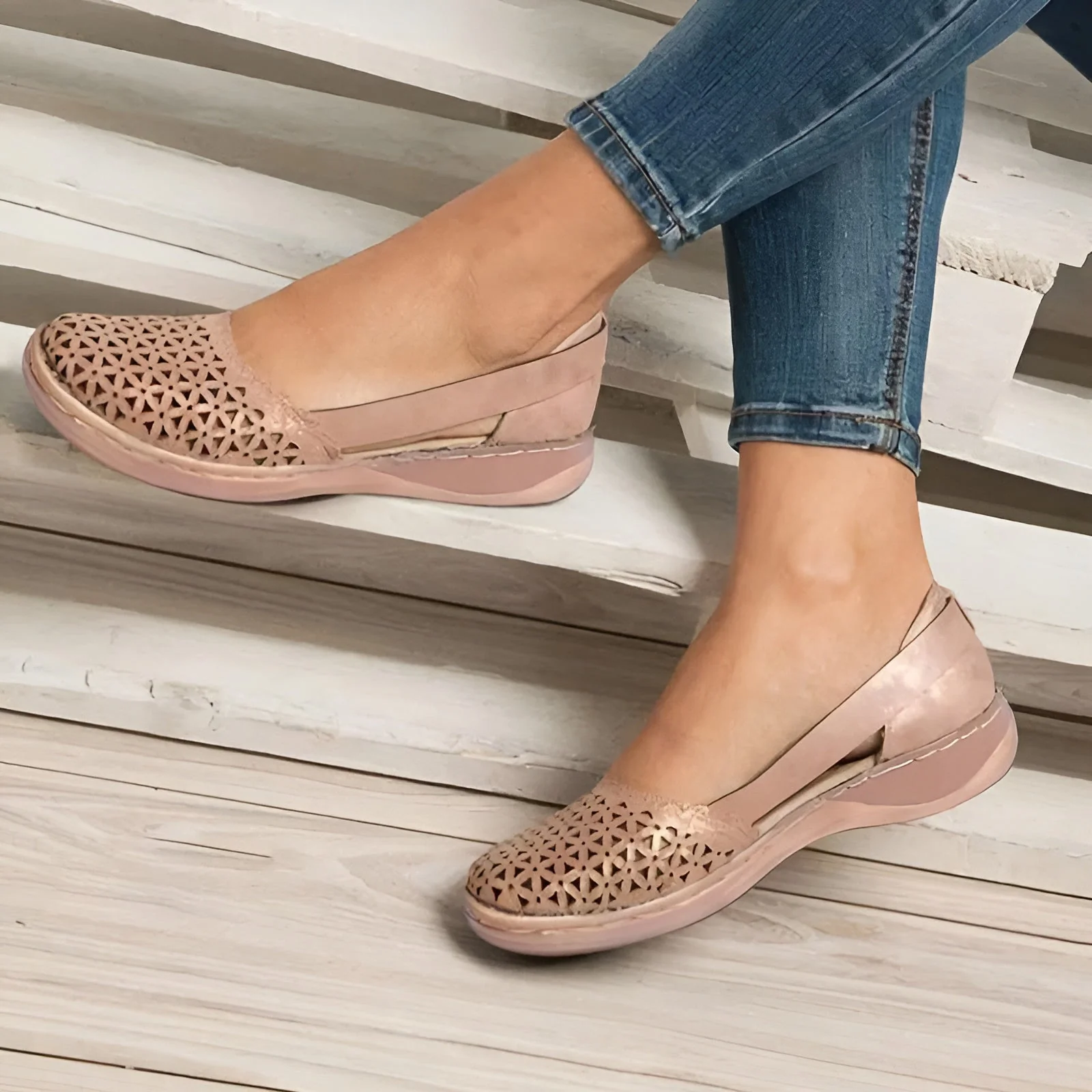 Chaussures orthopédiques basses pour femmes – Semelle intérieure respirante en mousse à mémoire de forme pour un confort de marche optimal - Image 2