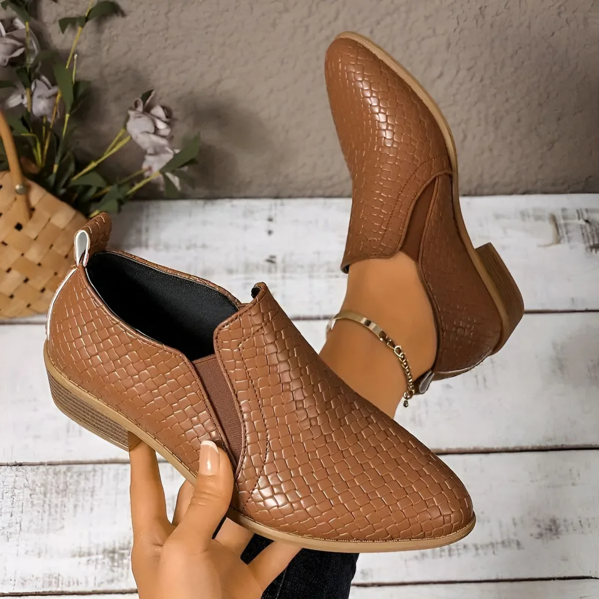 Chaussures Oxford Femme en Cuir Tressé Noir – Talon Bloc À enfiler - Image 12