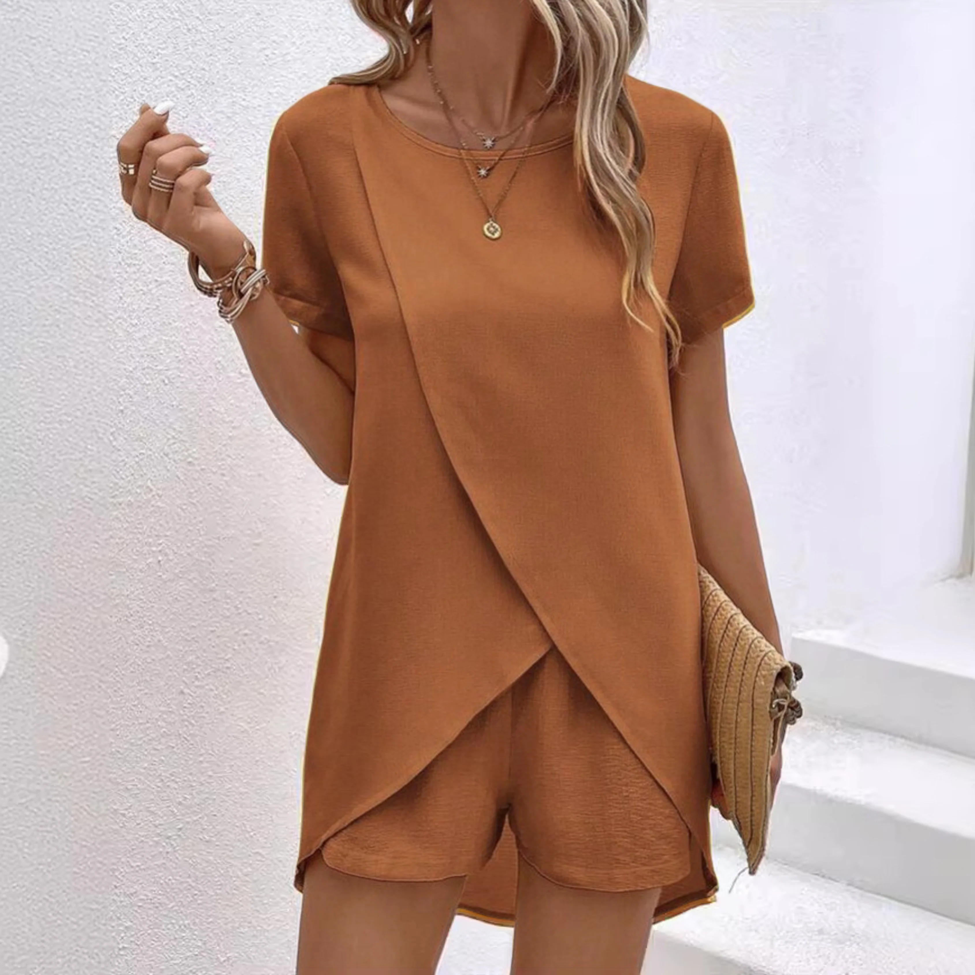 Ensemble Co-Ord Estival Élégant Femme – Haut à Ourlet Asymétrique et Short - Image 6
