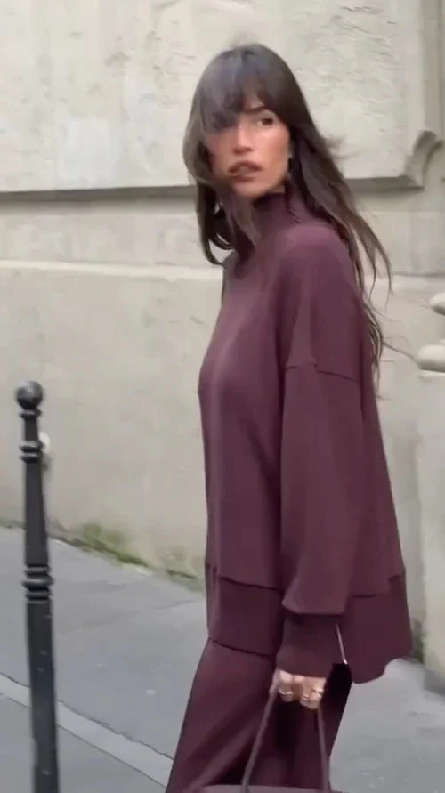Ensemble de Loungewear Épais et Élégant pour Femme – Sweat Col Roulé et Pantalon Large - Image 4