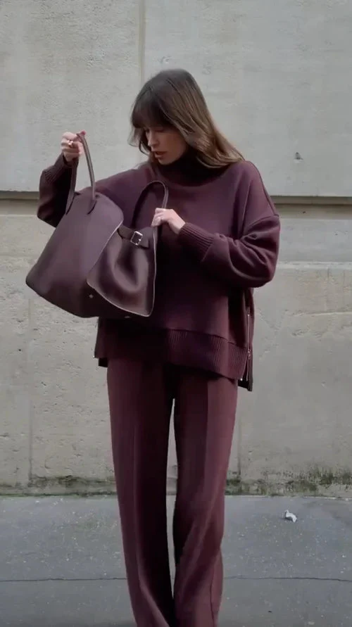 Ensemble de Loungewear Épais et Élégant pour Femme – Sweat Col Roulé et Pantalon Large - Image 6