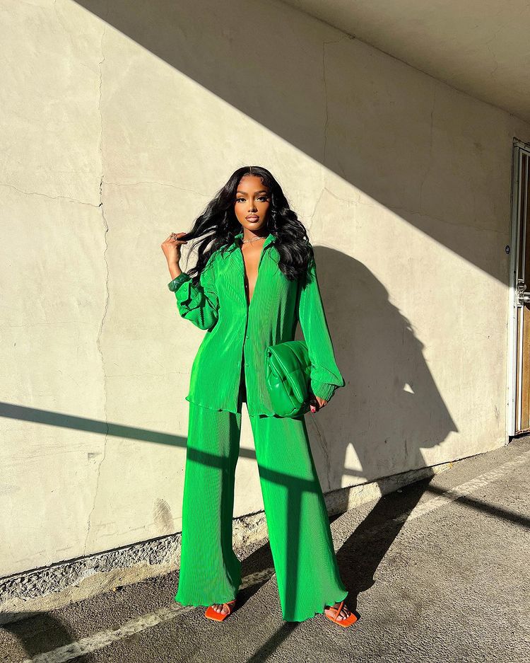 Ensemble Décontracté Coloré Élégant Femme – Tenue Deux-Pièces Stylée et Confortable - Image 2