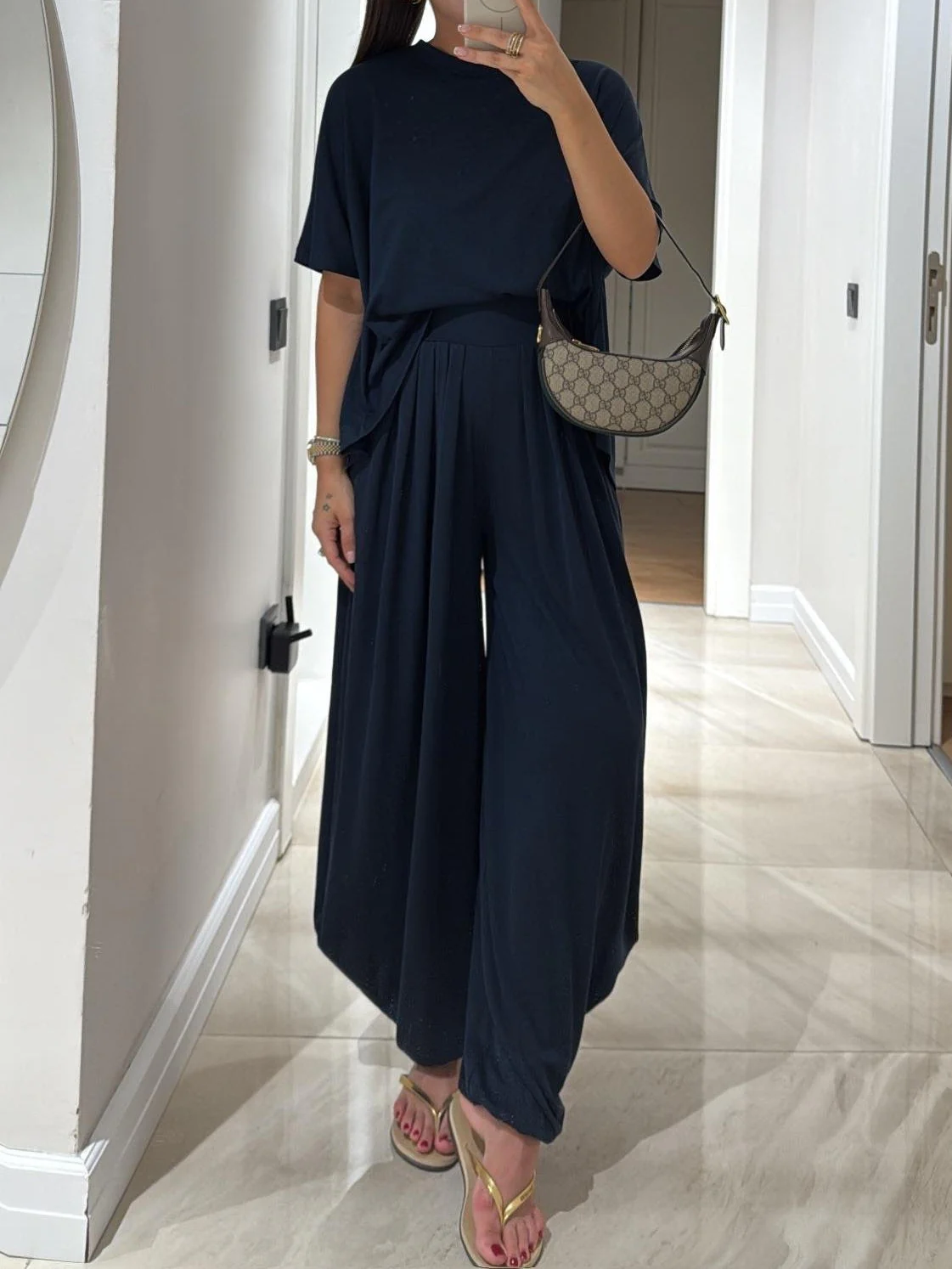 Ensemble Deux-Pièces Femme Gris Clair – Haut Décontracté et Pantalon Large Confortable - Image 2