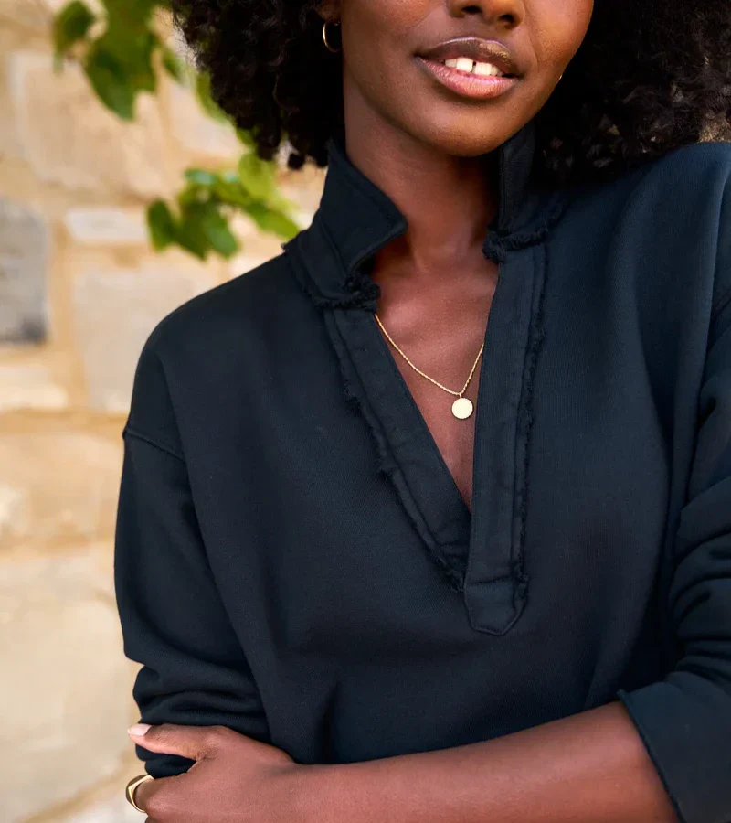 Ensemble Femme à Coupe Décontractée – Haut Col V et Pantalon Droit Décontracté - Image 15