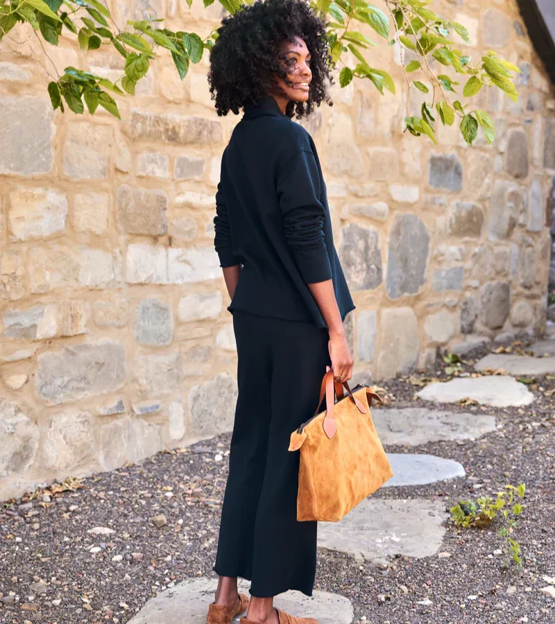 Ensemble Femme à Coupe Décontractée – Haut Col V et Pantalon Droit Décontracté - Image 17