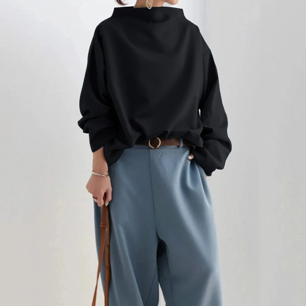 Haut en tricot doux à col montant pour femme - Image 7