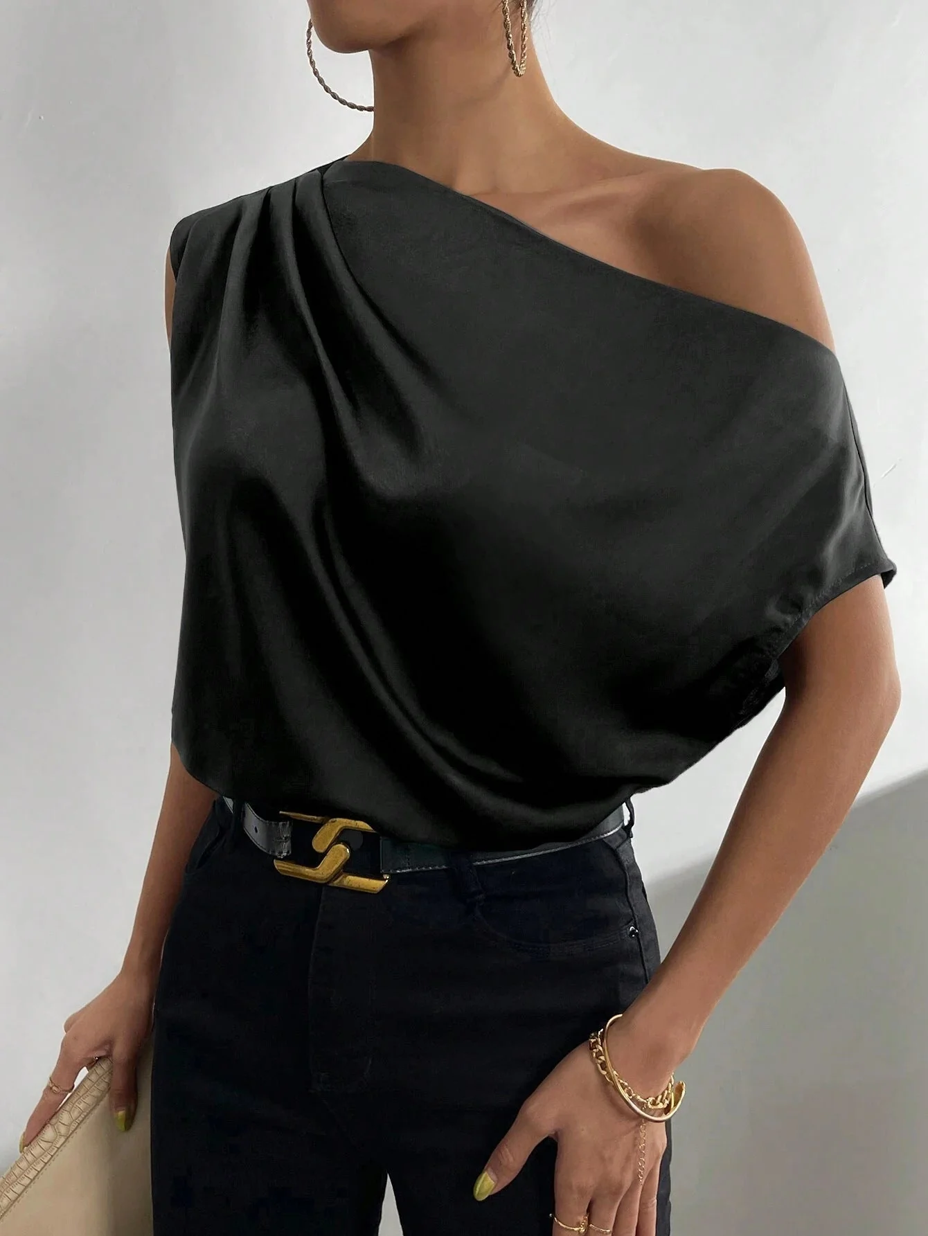 Haut Femme Asymétrique Épaule Dénudée – Top Moderne Élégant - Image 2