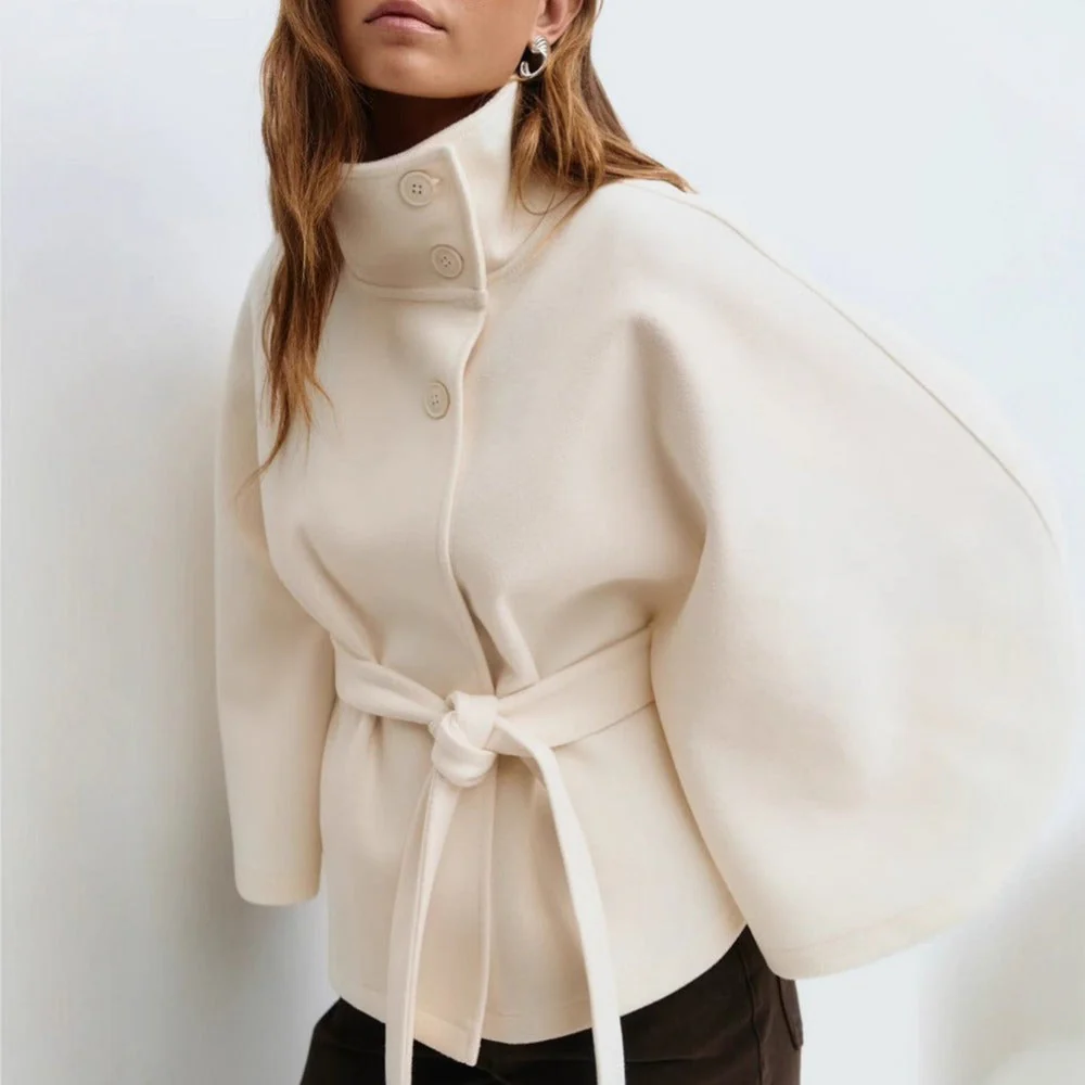 Manteau Cape à Col Haut pour Femme – Manteau d’Hiver Luxe et Élégant - Image 3