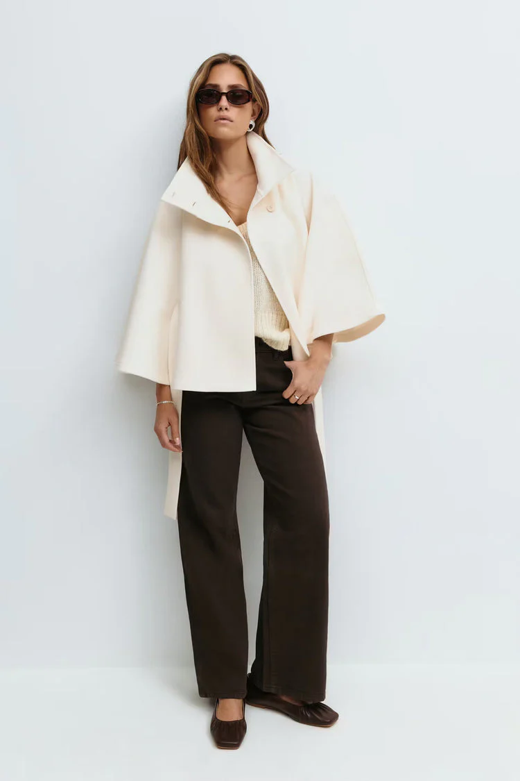 Manteau Cape Élégant à Col Montant pour Femme – Manteau Ceinturé Stylé - Image 7
