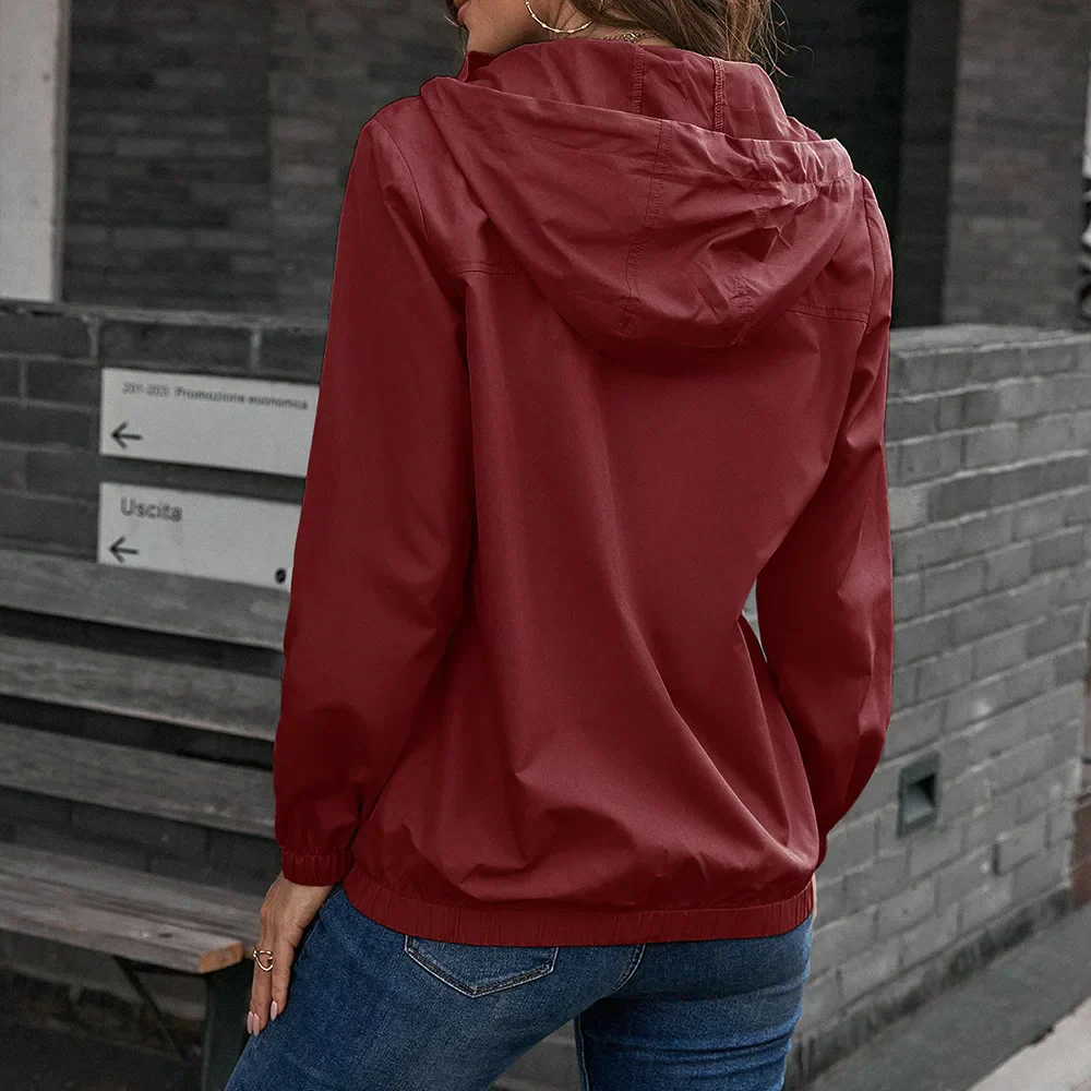 Manteau Décontracté pour Femme avec Capuche et Boutons - Image 5