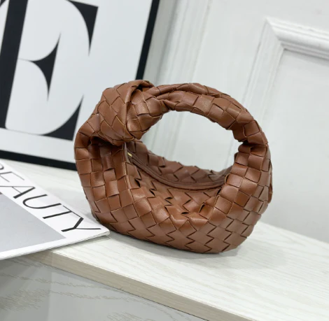 Mini sac à main tressé femme – Style tendance avec poignée nouée - Image 9