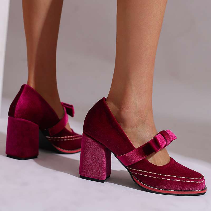 Mocassins à talon bloc en velours – Chaussures élégantes et confortables - Image 7