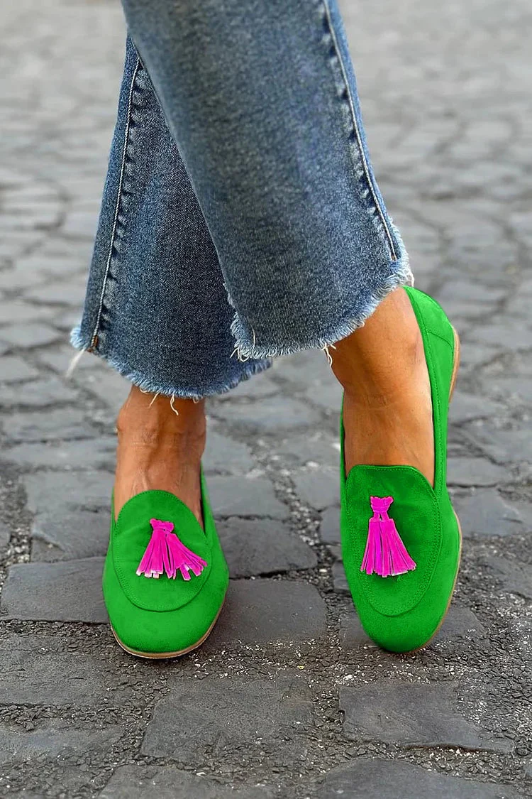 Mocassins femme à pompons – Chaussures plates à enfiler style élégant pour un look chic au quotidien