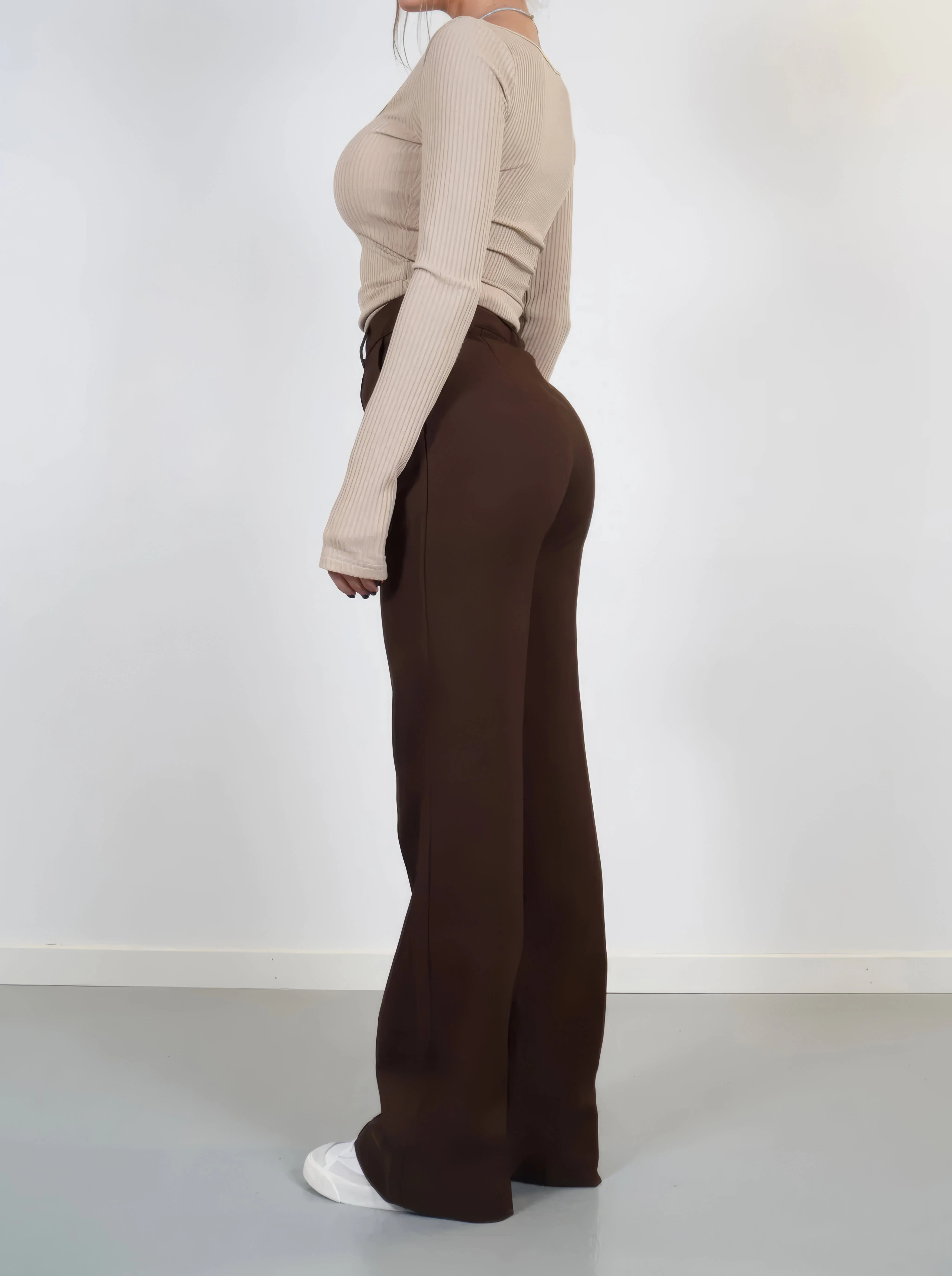 Pantalon Taille Haute à Jambes Droites - Image 6