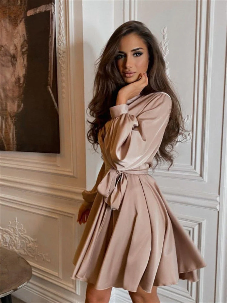 Robe en satin pour femme – Manches longues et volants, style élégant pour les fêtes - Image 2