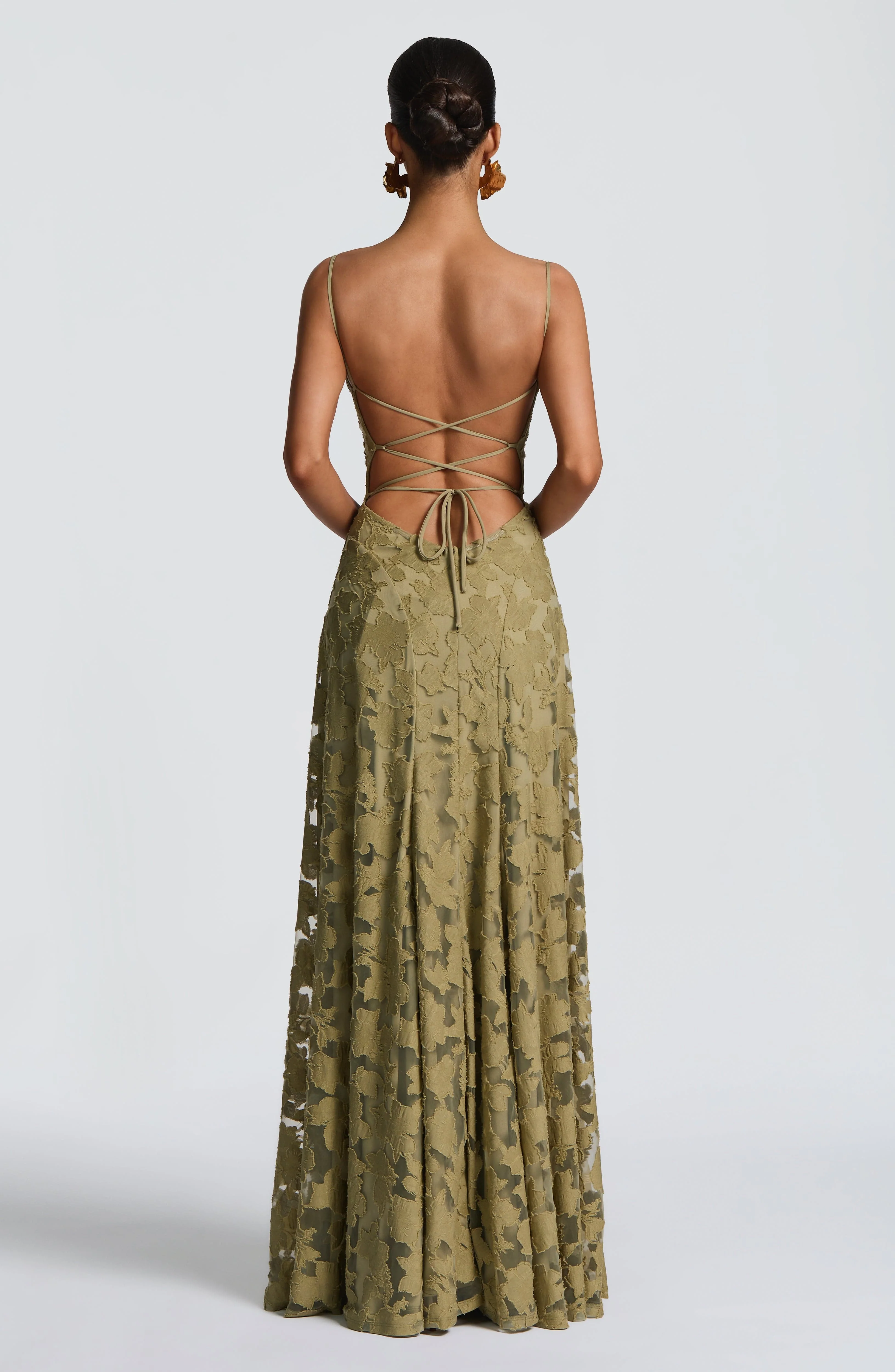 Robe maxi fleurie femme col drape et dos lacet - Fluide et elegante - Image 2