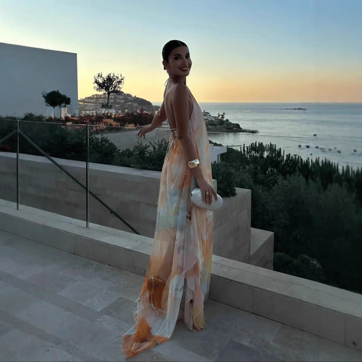Robe maxi imprimée femme – Col halter et dos nu pour l’été - Image 4