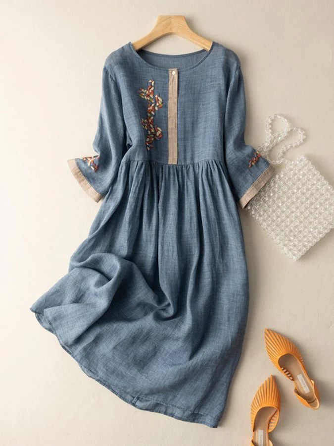 Robe midi bohème avec broderie florale – Style décontracté et élégant - Image 3