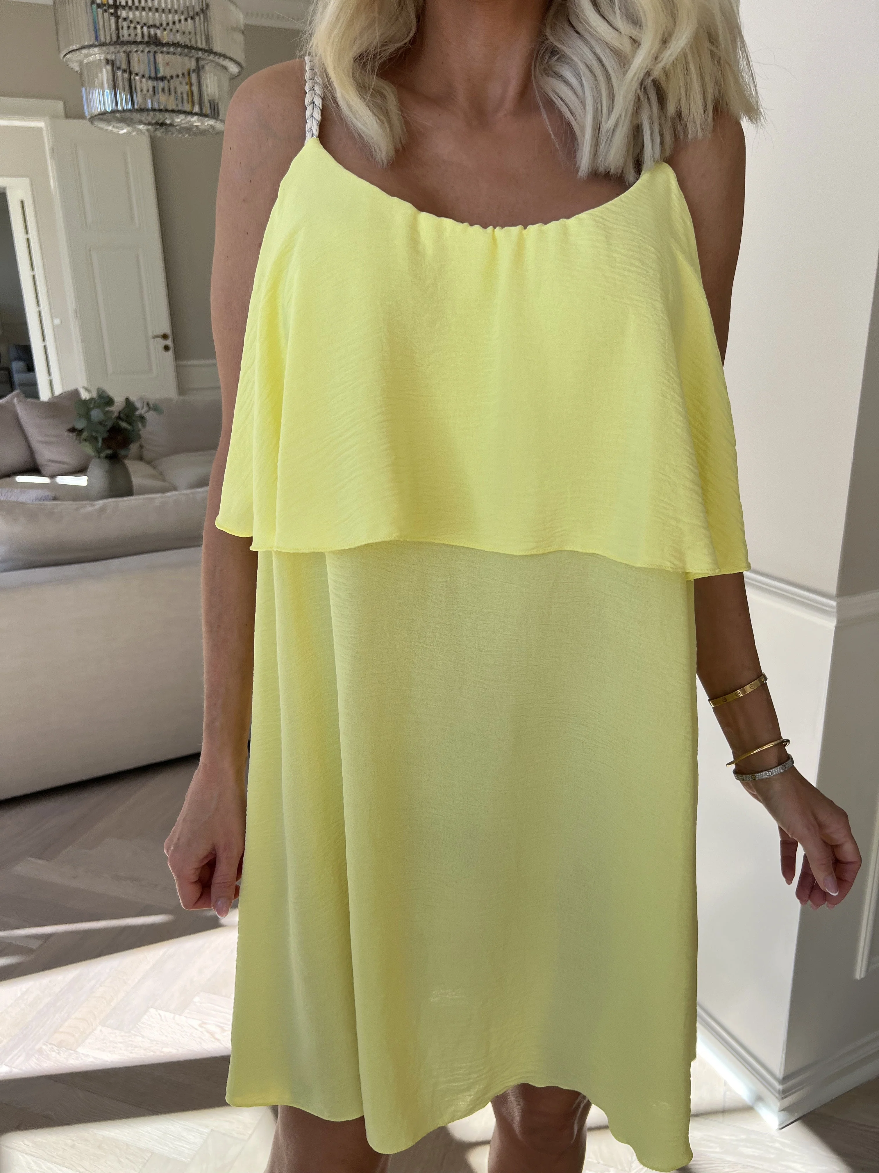 Robe Midi Élégante à Bretelles Fines pour Femme – Confort Léger - Image 9