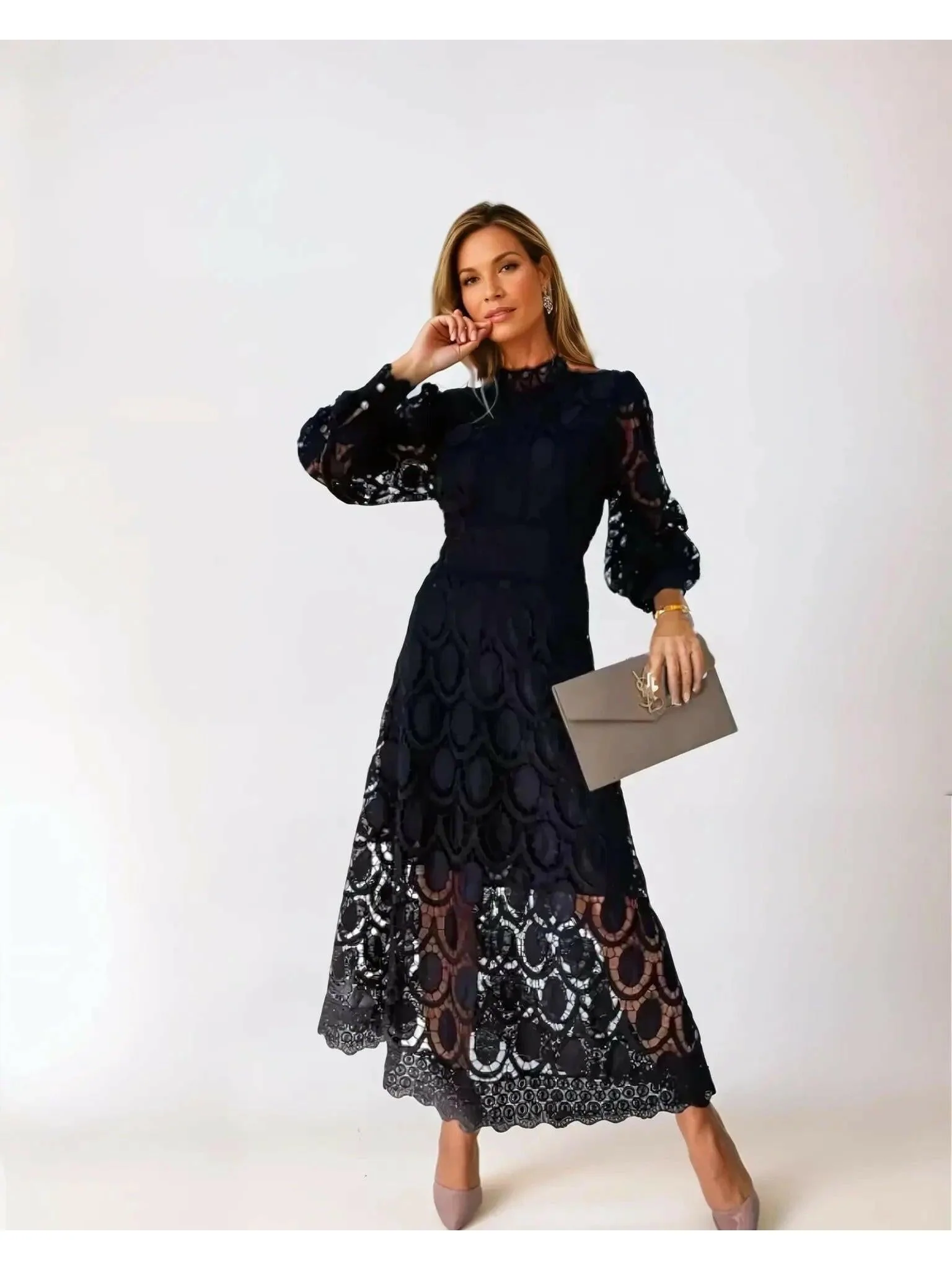 Robe midi élégante en dentelle française pour femmes – robe évasée à manches longues - Image 2