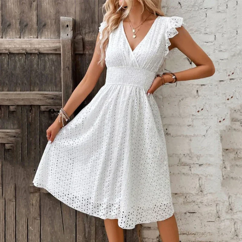 Robe Midi Élégante Femme en Tissu à Œillets – Col V Coupe Évasée et Ajustée - Image 3