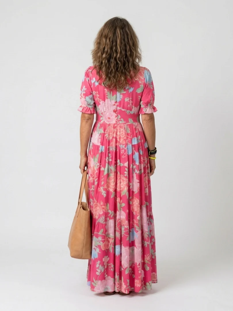 Robe midi fleurie femme manches courtes et col V - Legere et feminine - Image 3