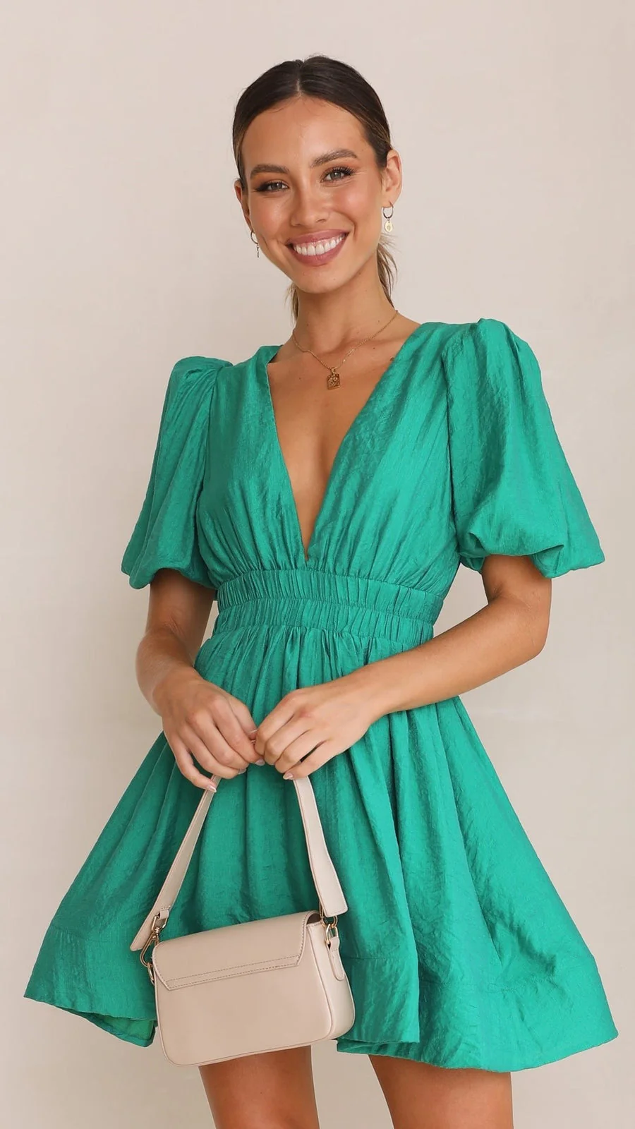 Robe Mini Élégante Femme – Coupe Chic et Féminine - Image 2