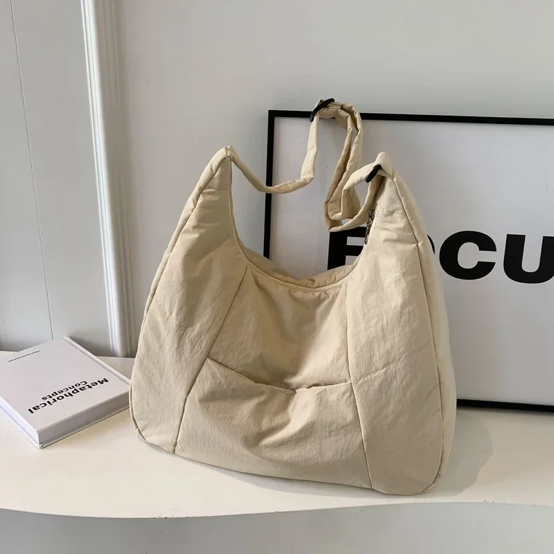 Sac Cabas Léger et Élégant pour Femme – Grand Sac à Bandoulière Spacieux - Image 8