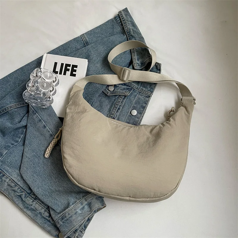 Sac ceinture surdimensionné pour femme - Image 10