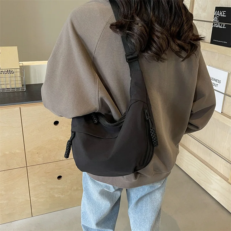 Sac ceinture surdimensionné pour femme - Image 13