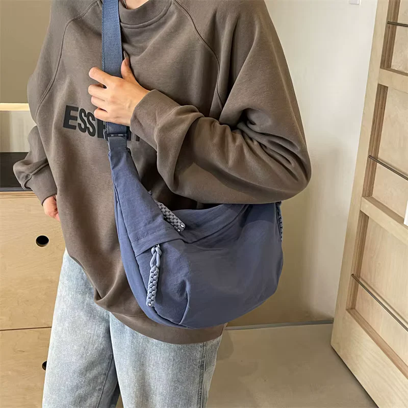 Sac ceinture surdimensionné pour femme - Image 15