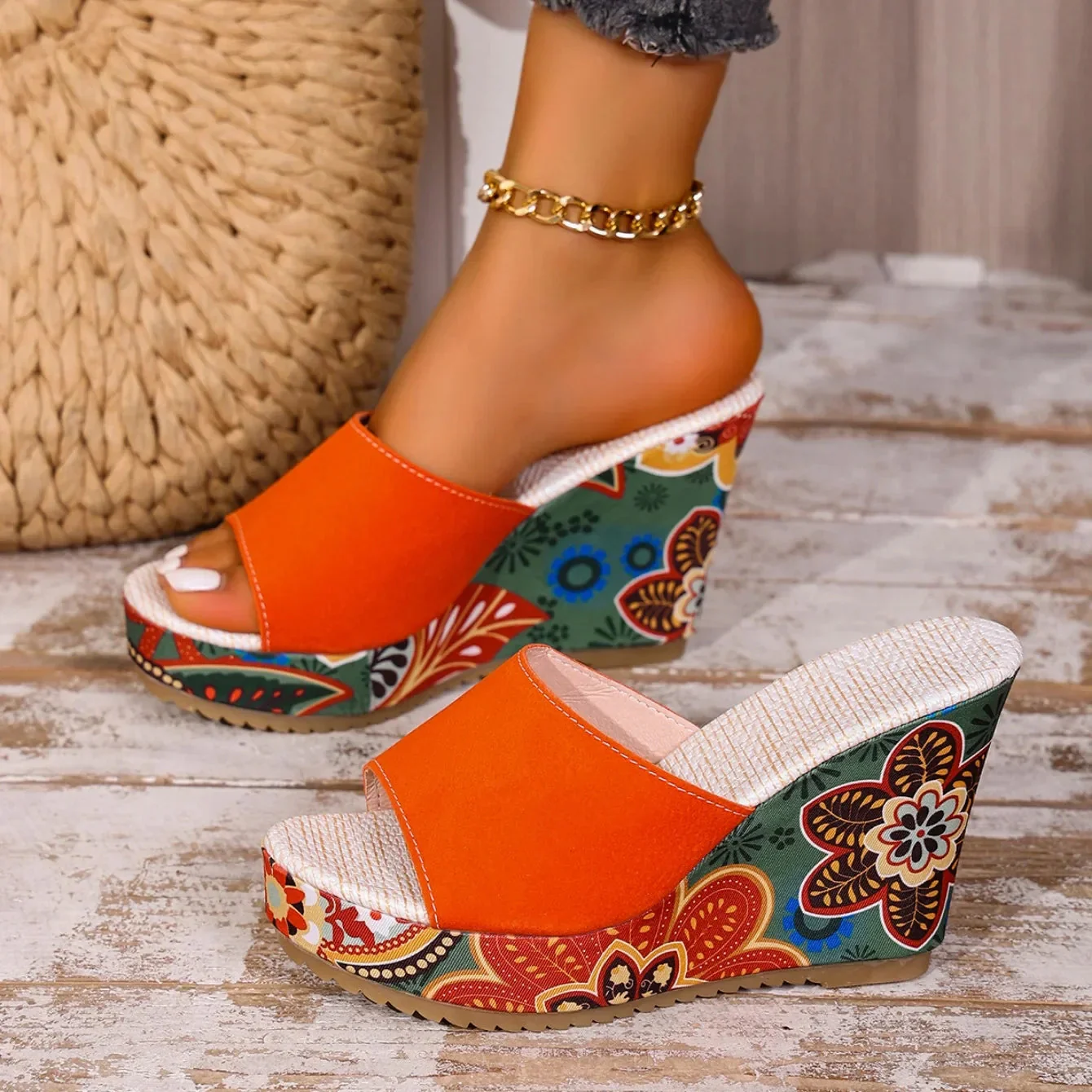 Sandales compensées en velours pour femme – Un style estival élégant et confortable, idéal pour les soirées - Image 12