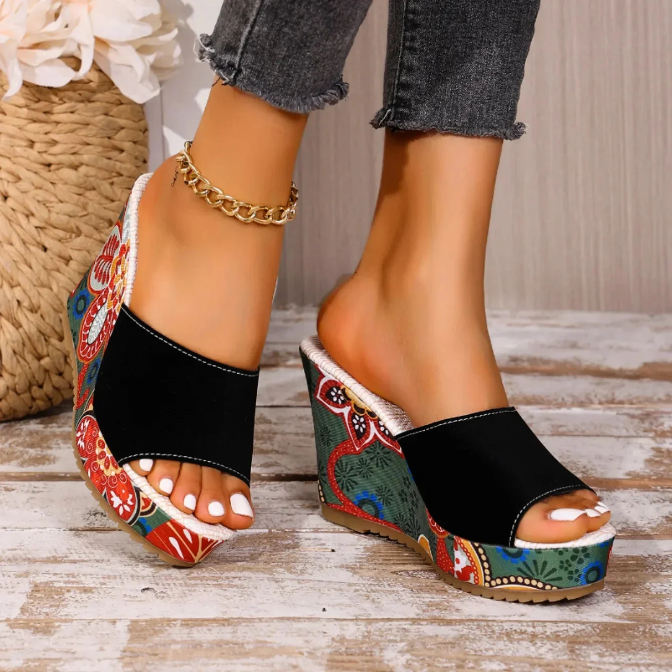 Sandales compensées en velours pour femme – Un style estival élégant et confortable, idéal pour les soirées - Image 5