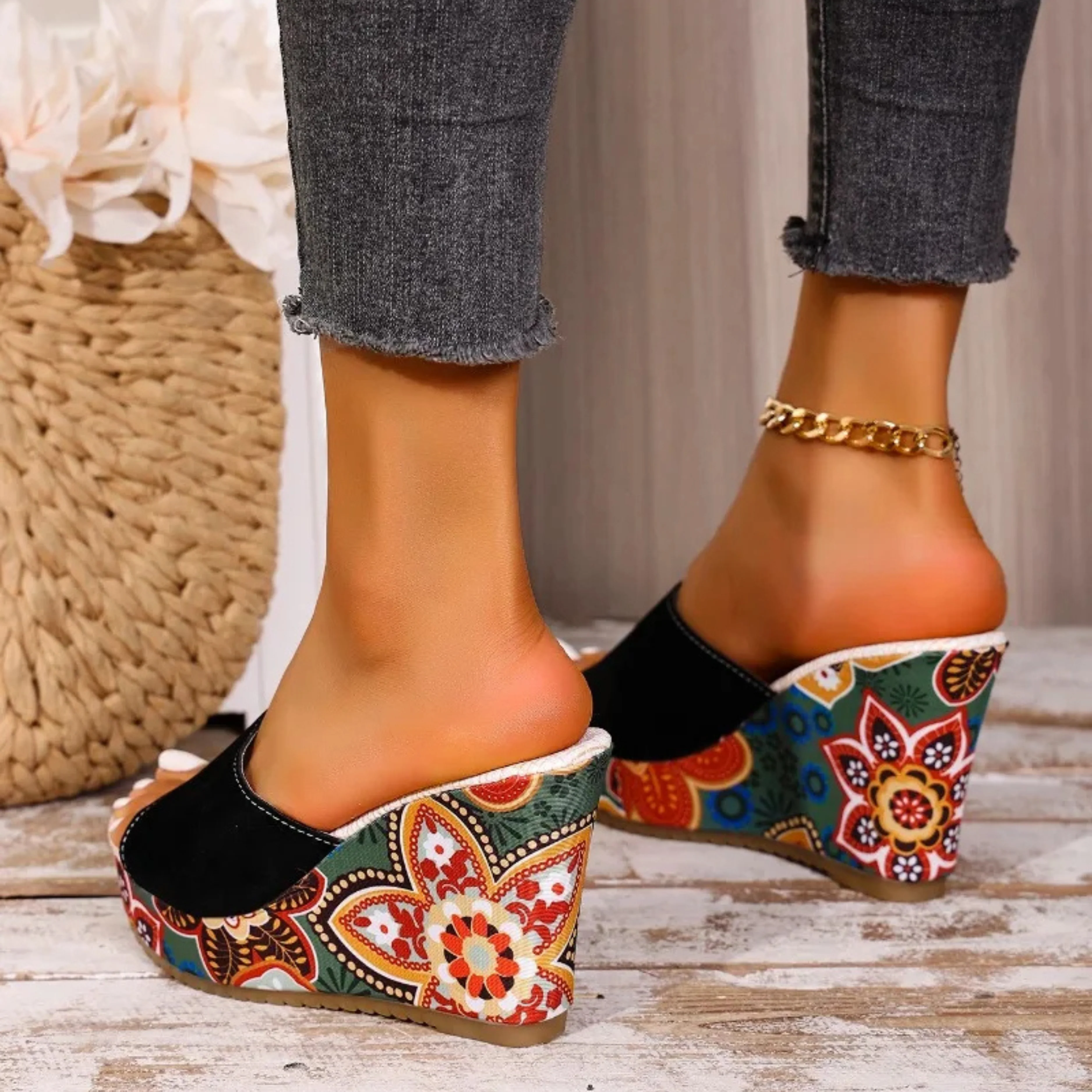 Sandales compensées en velours pour femme – Un style estival élégant et confortable, idéal pour les soirées - Image 7