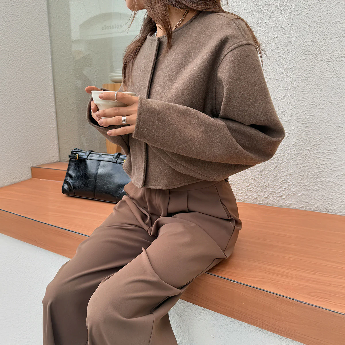 Veste courte premium en mélange de laine pour femme – Pea coat à manches longues - Image 3