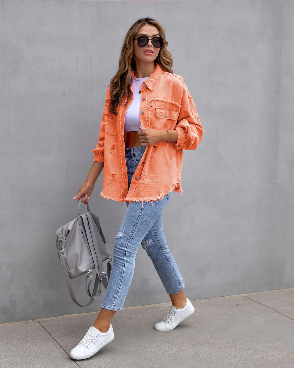 Veste en Jean Oversize Femme – Style Distressed Tendance et Élégant - Image 4