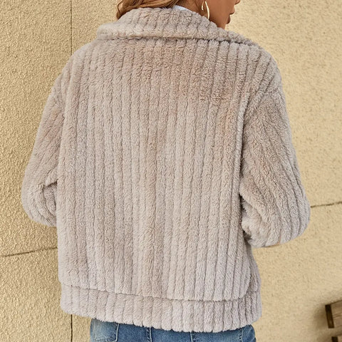 Veste en Polaire Luxueuse pour Femme – Vêtement d'Extérieur Doux et Confortable - Image 6