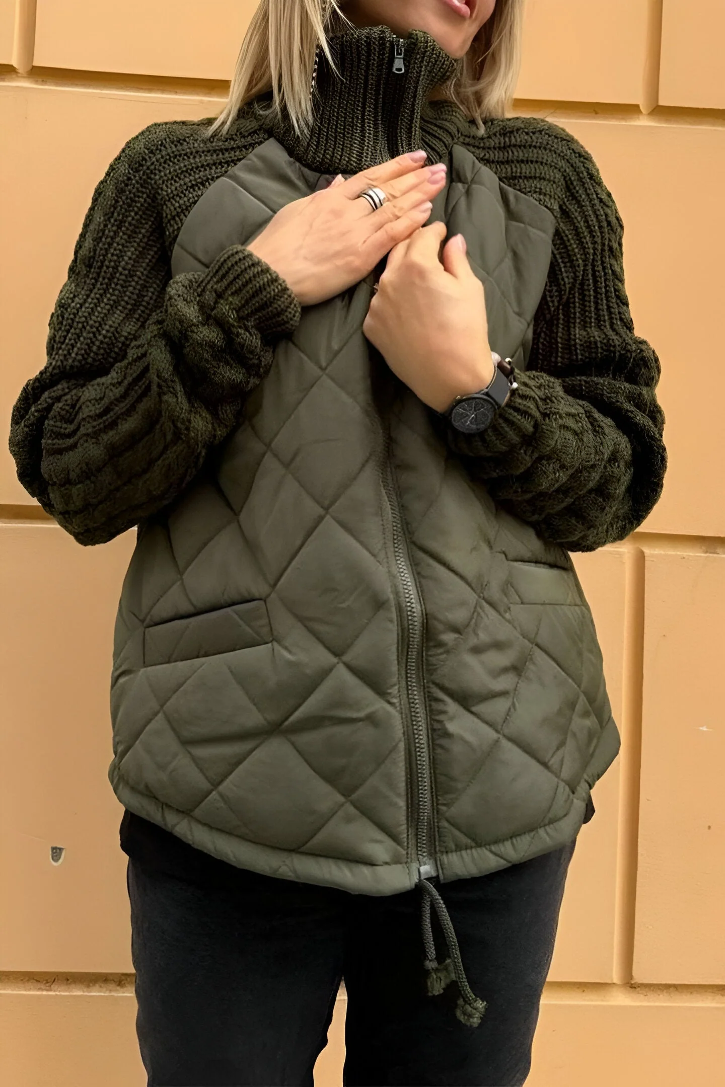 Veste Femme Tricotée Puffer Col Roulé Zippée - Image 7