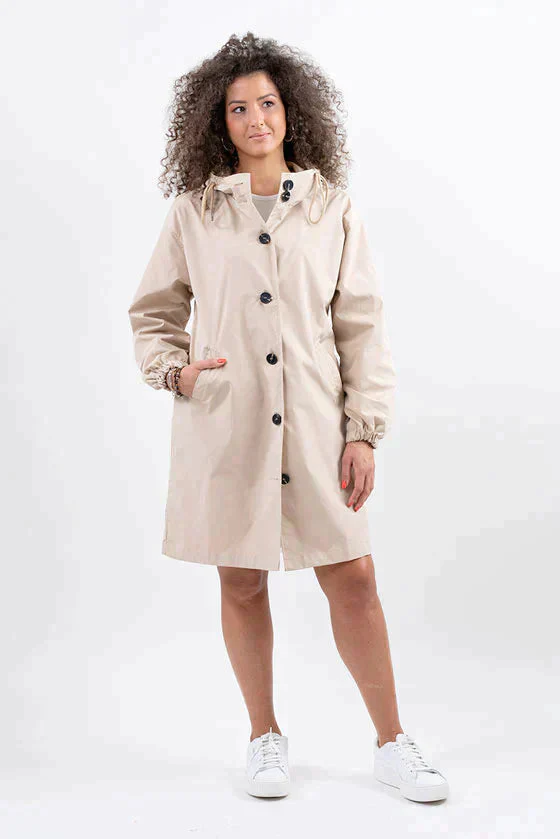 Veste Imperméable à Capuche Oversize pour Femme | Parfaite pour les Activités en Plein Air - Image 4