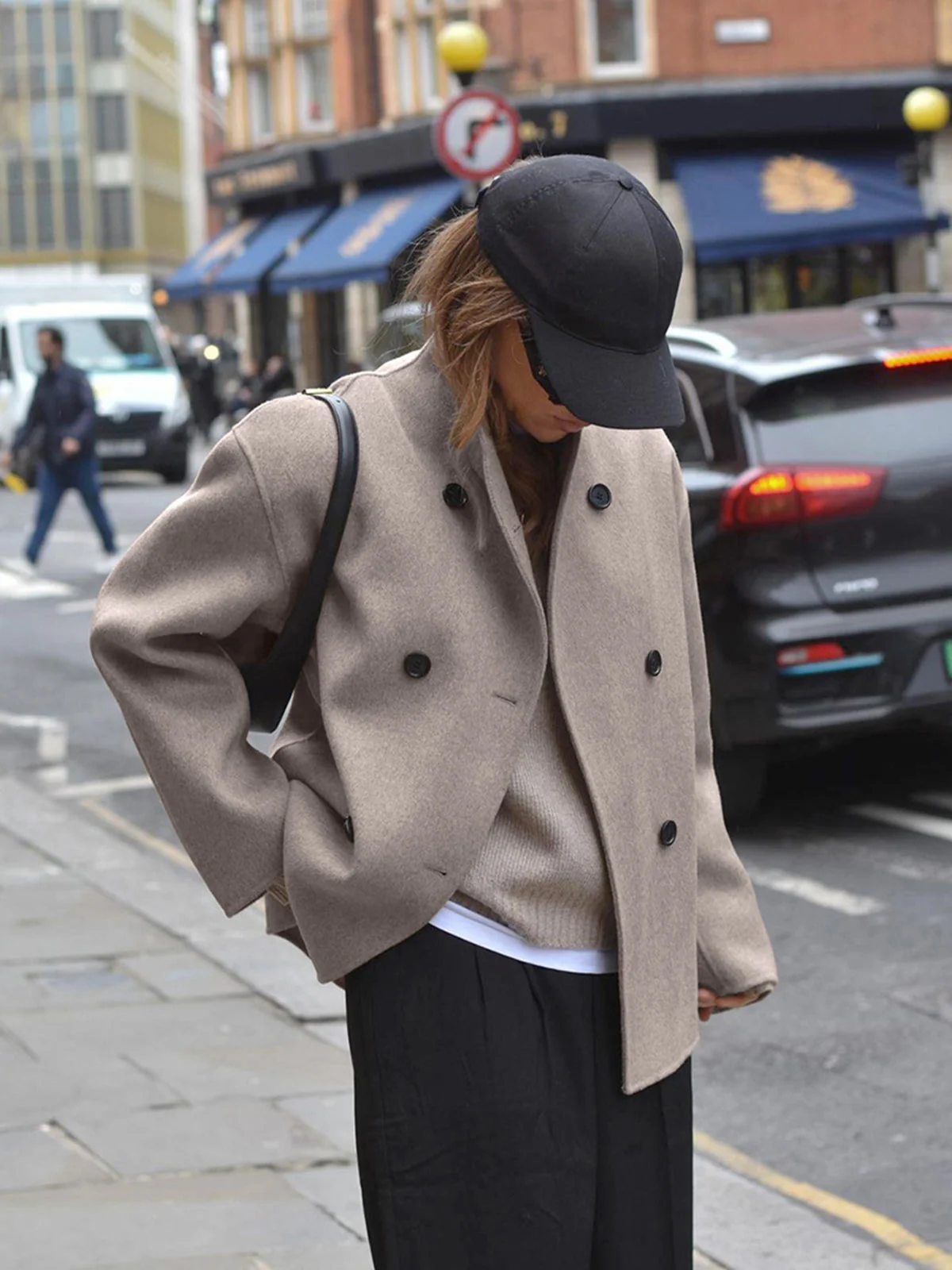 Veste Large Boutonnée pour Femme – Veste à Col Montant Tendance - Image 2