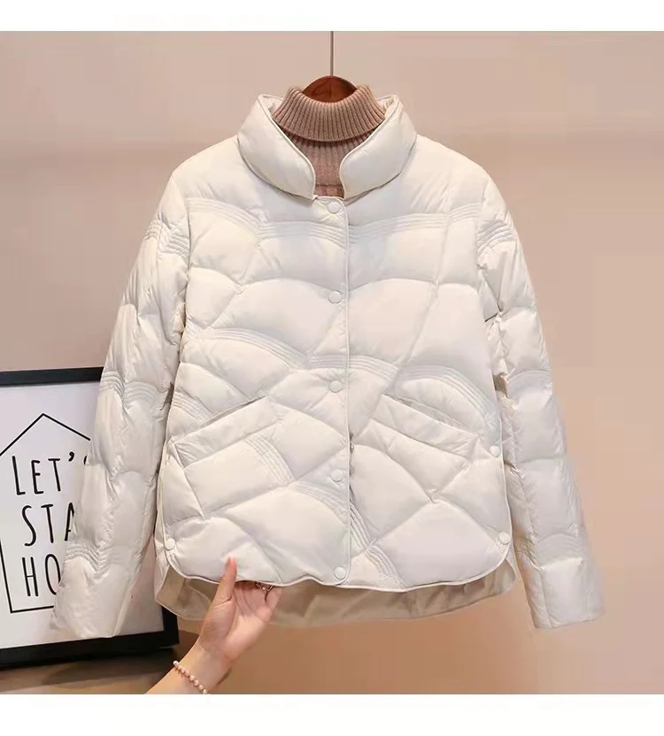 Veste légère matelassée premium pour femme – Manteau élégant à col montant - Image 4