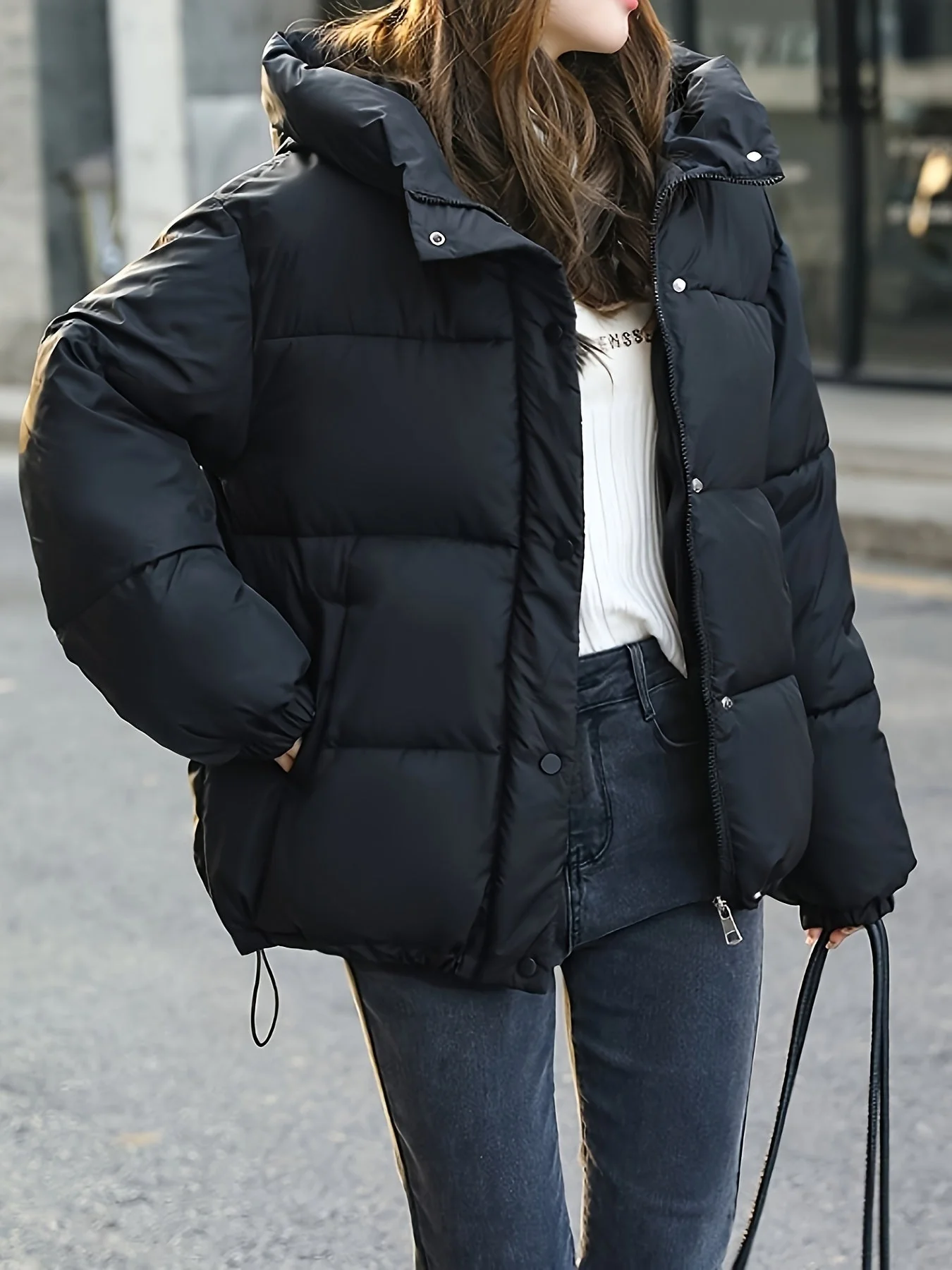 Veste matelassée légère à capuche pour femme – Vêtement d’hiver élégant