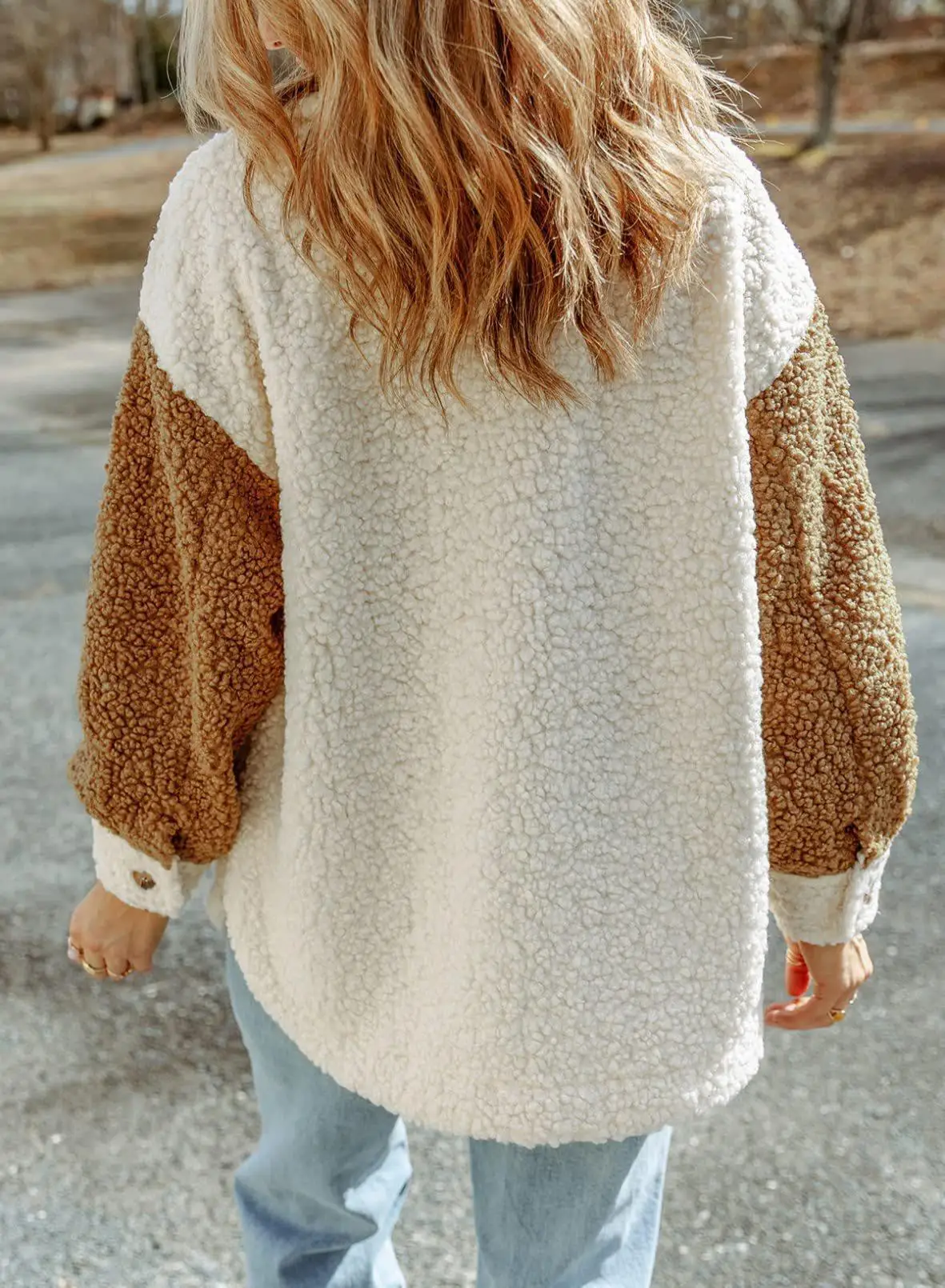 Veste Sherpa Contemporaine pour Femme - Collection Hiver - Image 4