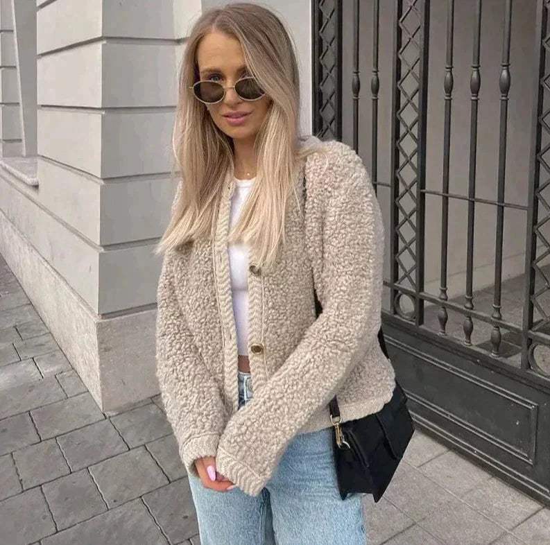 Veste Teddy Confortable pour Femme – Texture Douce, Coupe Décontractée Automne & Hiver - Image 2